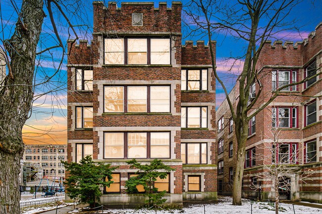 Building Photo - 1357 E Hyde Park Blvd