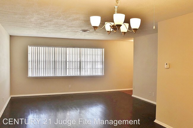 Foto del edificio - 4517 Mark Trail Way