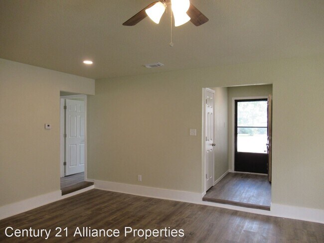 Building Photo - 3 br, 2 bath House - 524 Guadalupe Dr.
