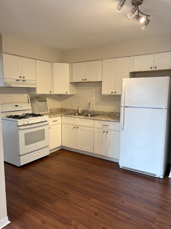 Building Photo - 4908 W Wind Trail