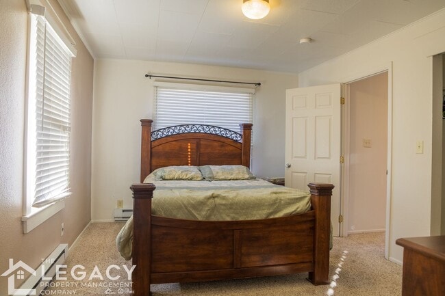 Foto del edificio - 1203 E 5th St