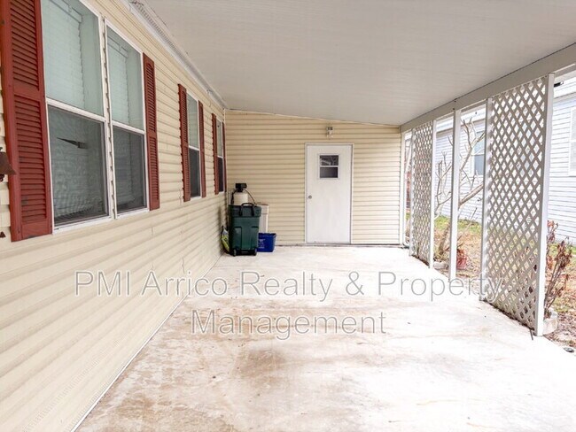 Foto del edificio - 3505 Meteor Pl