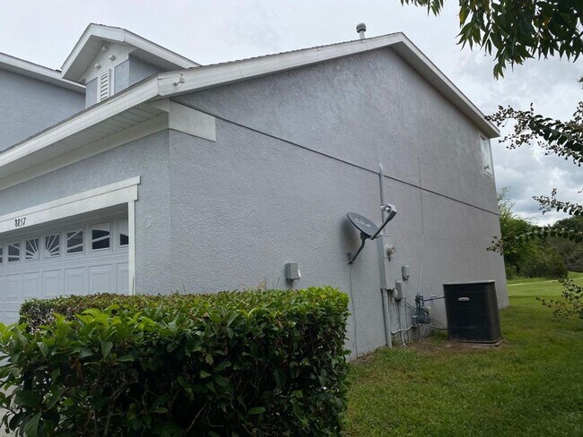 Foto del edificio - 8857 Leeland Archer Blvd