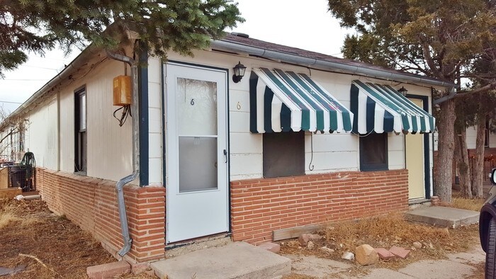 Primary Photo - 1322 W 17th St