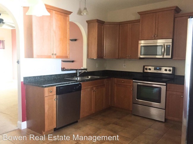 Building Photo - 2 br, 2.5 bath House - 114 Parrot Landing