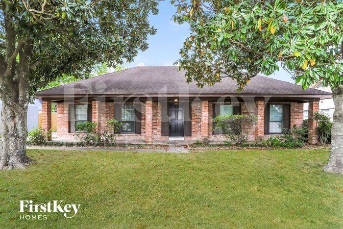 Foto principal - 15010 Chaseridge Dr