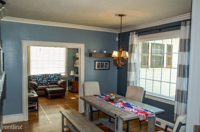 Foto del edificio - 3 br, 2 bath House - 618 S Woodrow St