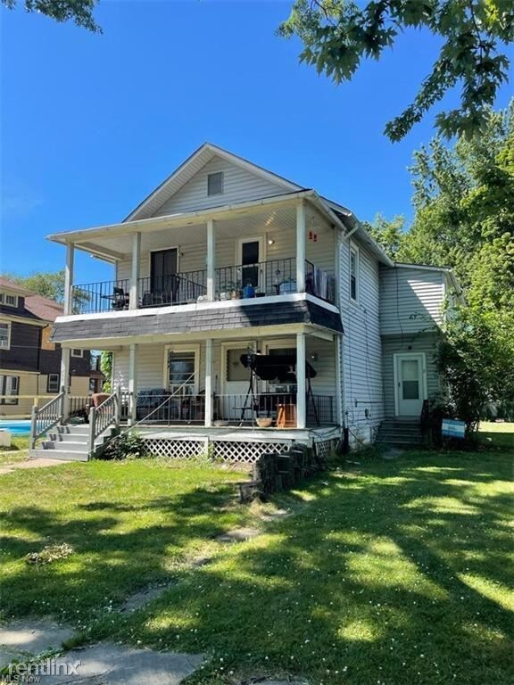 1234 W 6th St Unit 3, Lorain, OH 44052 Room for Rent in Lorain, OH