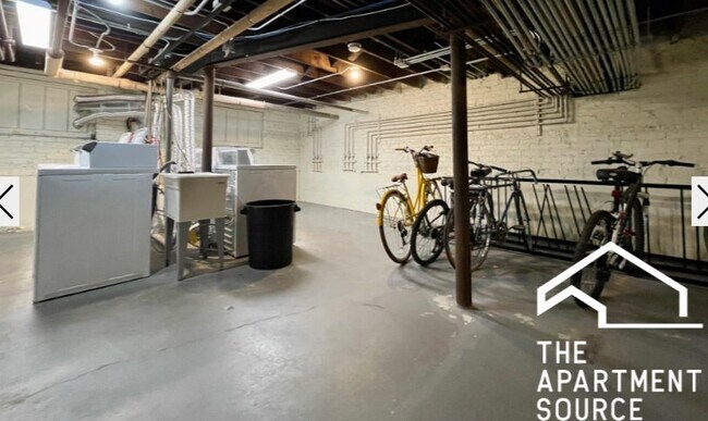 Foto del edificio - 2327 N Rockwell St