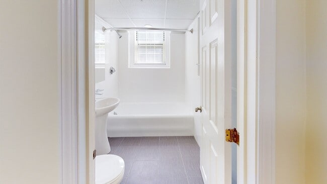 Foto del edificio - 1401 Beacon St