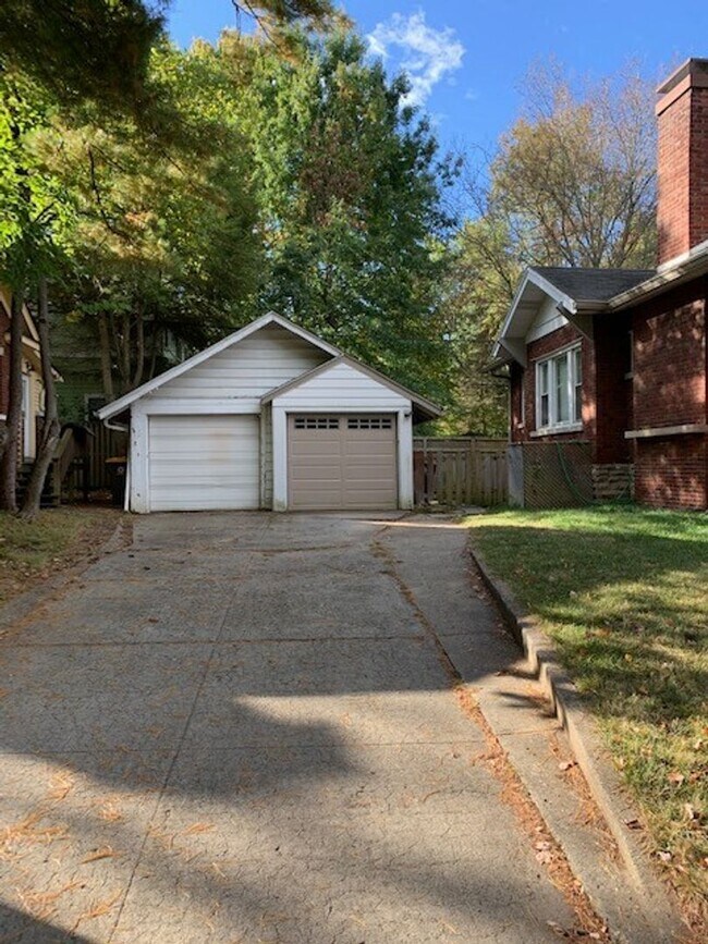 Foto del edificio - Charming, 3 Bed - 3 Bath Historic Home Clo...