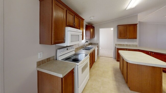 Building Photo - 1641 E Brazos St