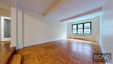 Building Photo - 141 E 56th St