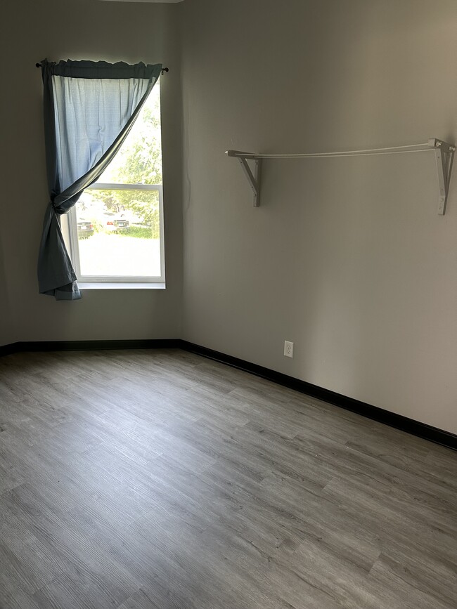 1st bedroom - 1556 S Spaulding Ave