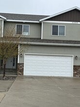 Building Photo - 3322 8th St W