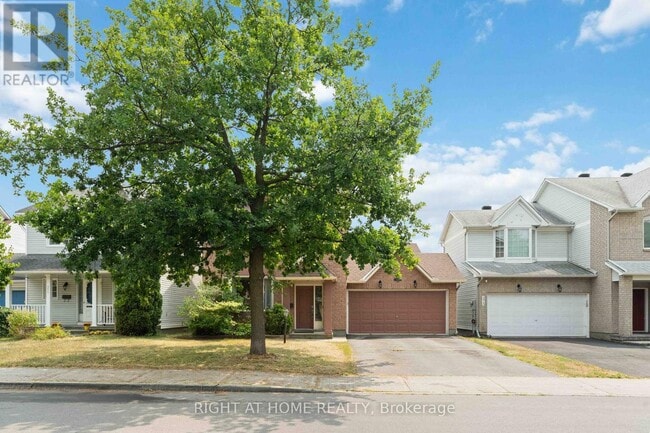 Building Photo - 373 Stoneway Dr