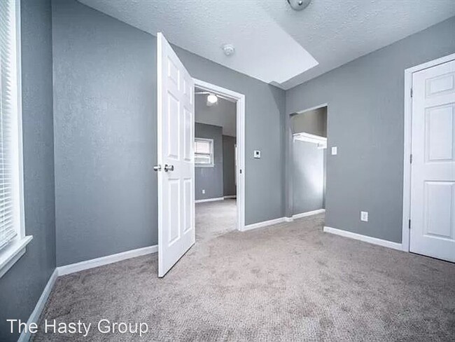 Building Photo - 3 br, 2 bath House - 7916 Prospect Ave