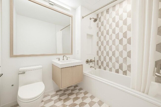 Foto del edificio - 0 bedroom in Queens NY 11101