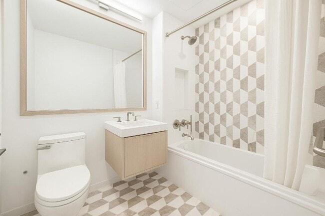 Building Photo - 1 bedroom in Queens NY 11101