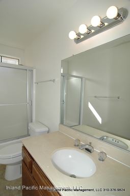 Foto del edificio - 626 E Holly Ave
