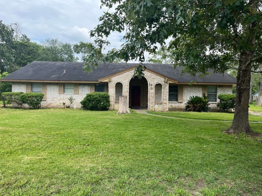 Primary Photo - 160 Nottingham Ln