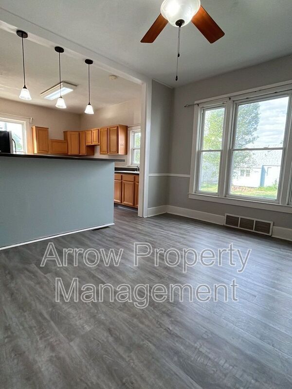 Building Photo - 4019 Lenox Avenue