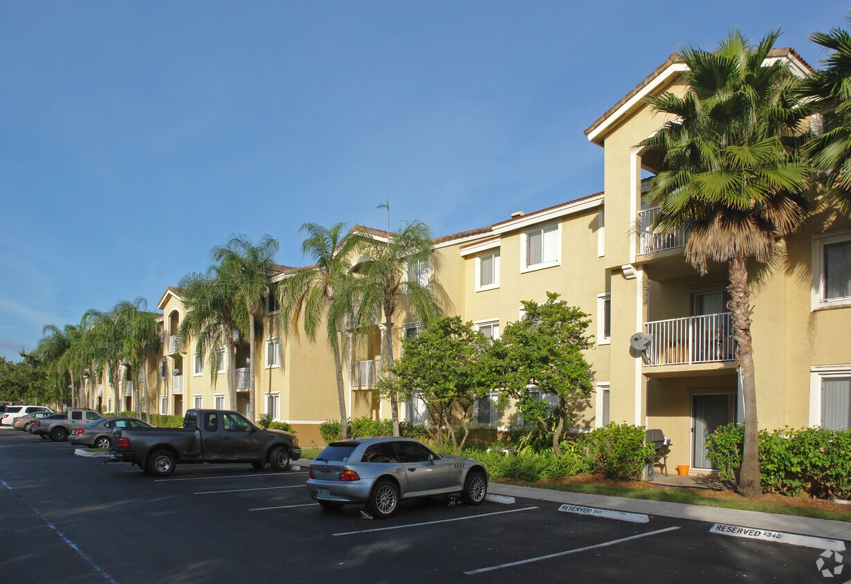 Poinciana Lakes Apartments Davie Fl Apartments Com