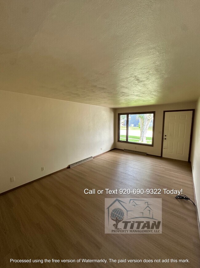 Foto del edificio - 1207 Meadow Ln