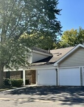 Building Photo - 300 Pembridge Ln