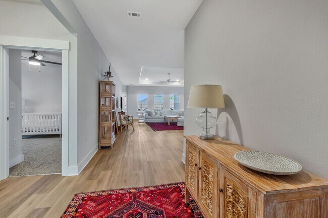 Foto del edificio - 4 BEDROOMS IN GULF BREEZE!!