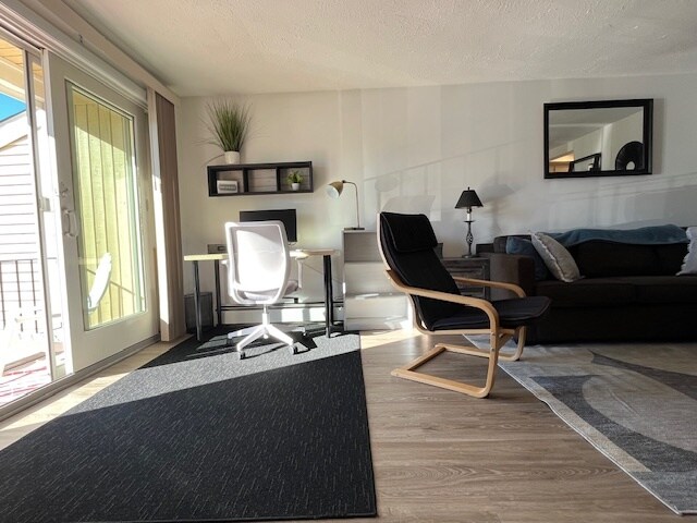 Fully furnished and decorated unit - 802 Cocheco Ct