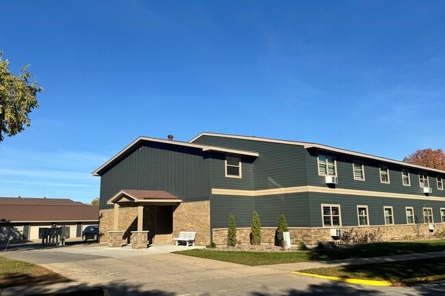 Building Photo - Riverview Apartments