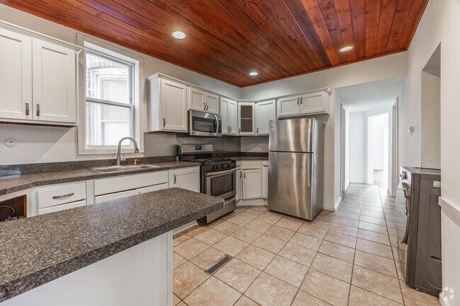 Building Photo - 2142 N Karlov Ave