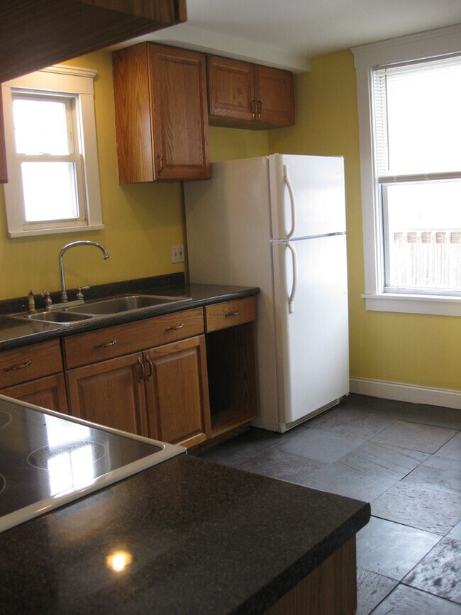 Foto del edificio - 4315 Bridge Ave