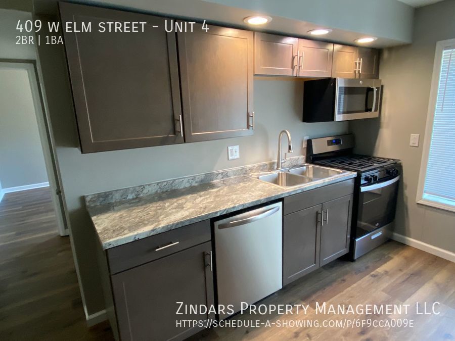 409 W Elm St Unit 4, Urbana, IL 61801 Room for Rent in Urbana, IL