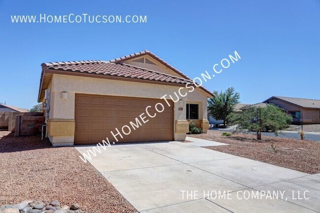 Building Photo - 12248 N Parula Dr: Three bedroom plus den ...