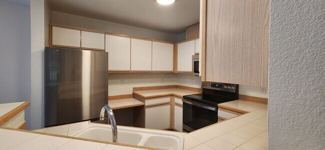 Foto del edificio - 3 bedroom 2 bath First Floor Condo in Lake Stevens $2395.00