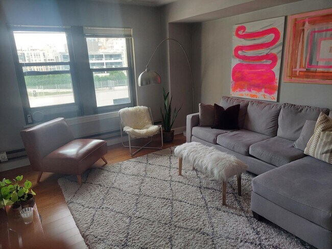 Foto del edificio - 1211 N La Salle St