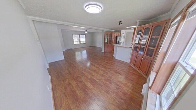Foto del edificio - 3090 Joslyn Rd