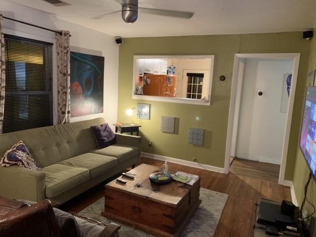 Foto del edificio - 5713 Avenue G