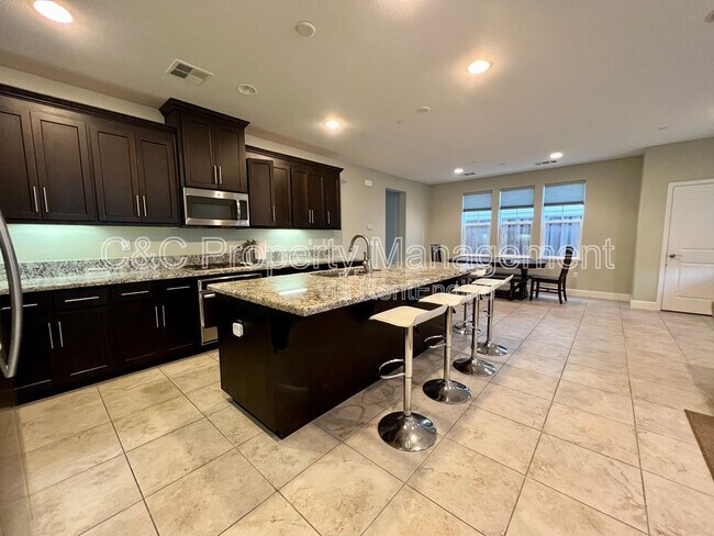 Foto del edificio - 215 9th St