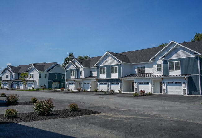 Building Photo - The Residence at Wemple Road