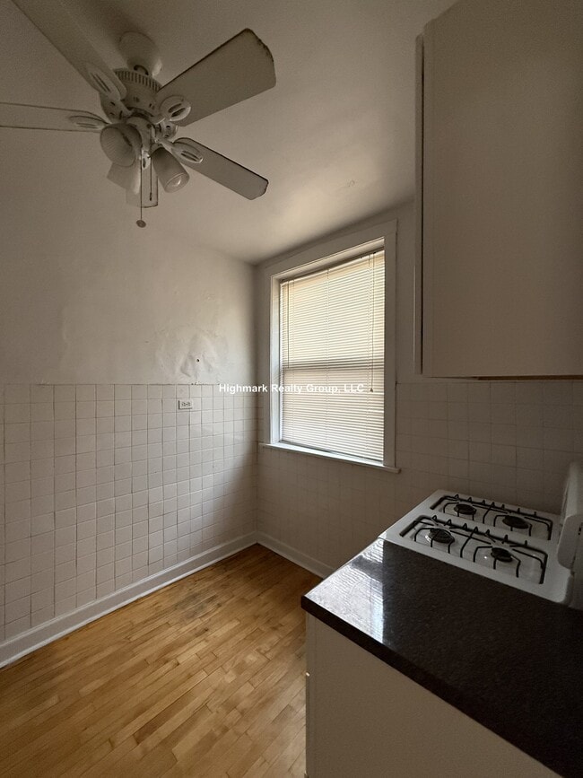 Building Photo - 4047 N Mozart St
