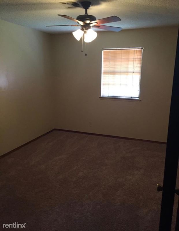 Foto del edificio - 3 br, 1 bath House - 705 N 1st St