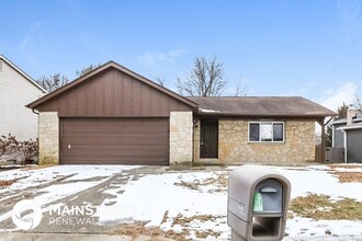 Building Photo - 2033 Queensbridge Dr