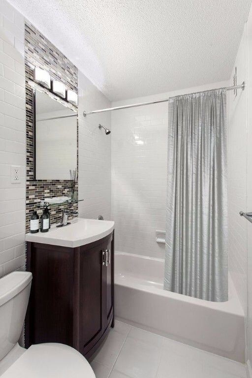 820 Colgate Ave Unit 4J, The Bronx, NY 10473 Room for Rent in The