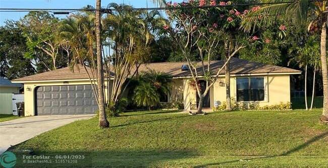 Foto del edificio - 3951 SW Cheribon St