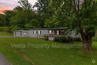 Building Photo - 177 Riddle Rd