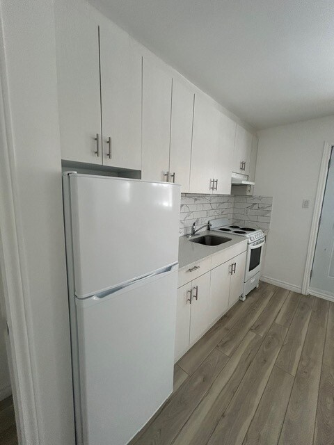 Photo du bâtiment - 630 Cummings Ave