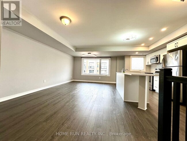 Photo du bâtiment - 635 Makwa Private